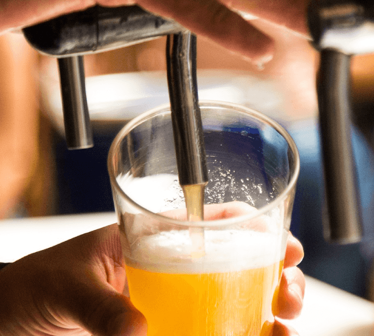 la malouine bière artisanale brasée à cancale Saint-Malo la cale cave à vin